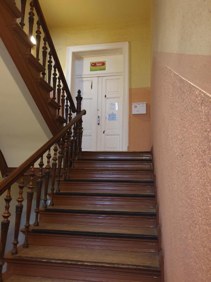 I Guest house