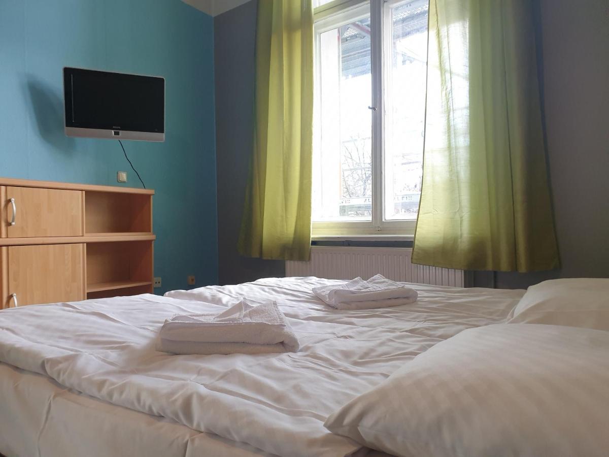 I Guest house